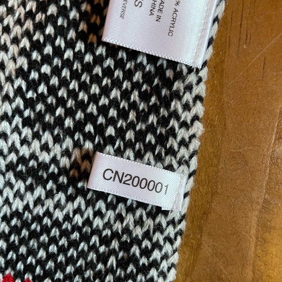 NY&Co poncho cardigan with front pockets. Size XS - Picture 5 of 6